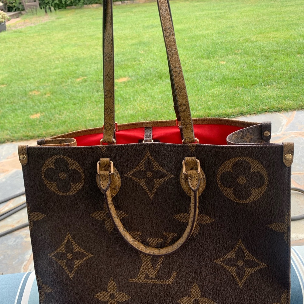 OnTheGo GM Tote